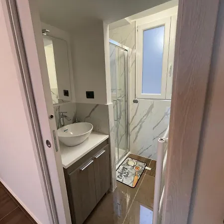 Apartamento Il Portico Vado Ligure Exterior foto